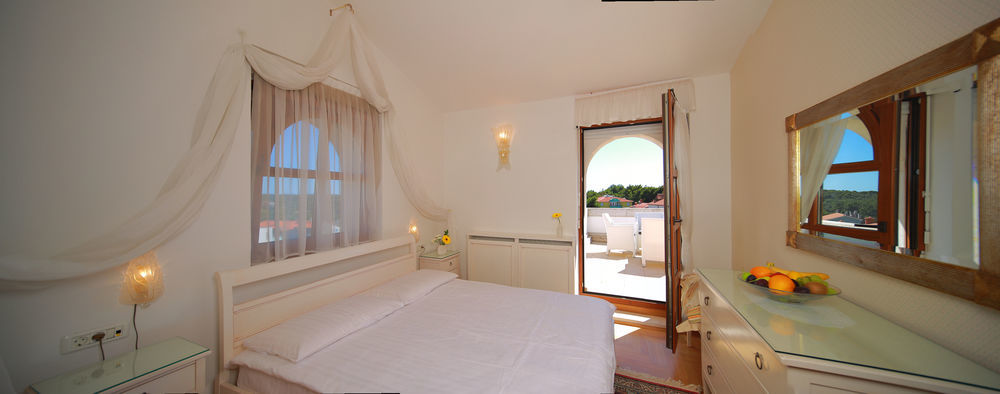 Luxury Boutique Hotel Villa Vulin Pula Exterior photo
