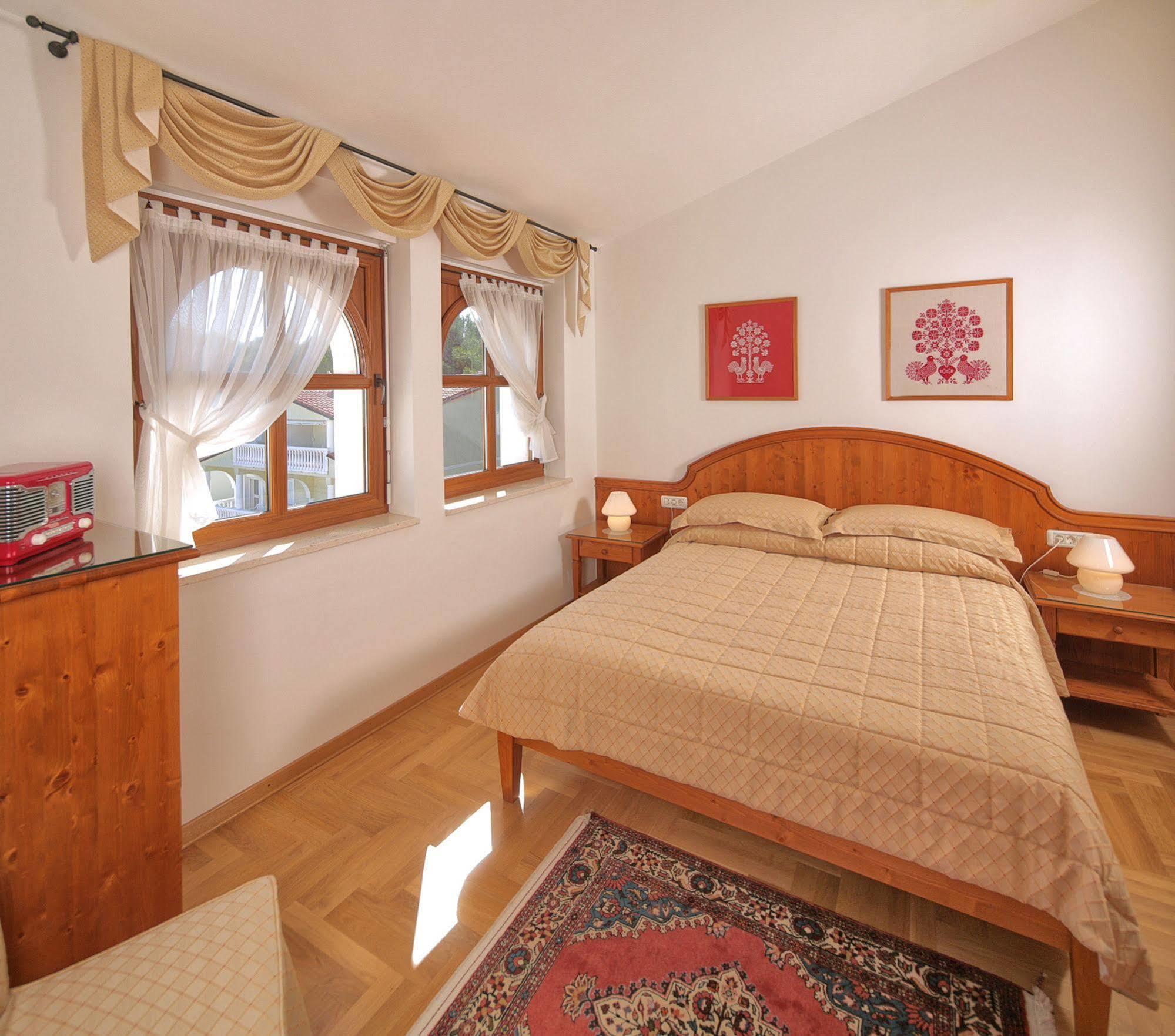 Luxury Boutique Hotel Villa Vulin Pula Exterior photo