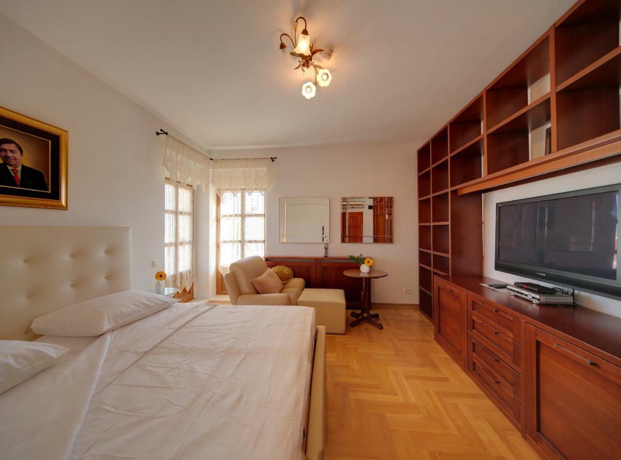 Luxury Boutique Hotel Villa Vulin Pula Exterior photo